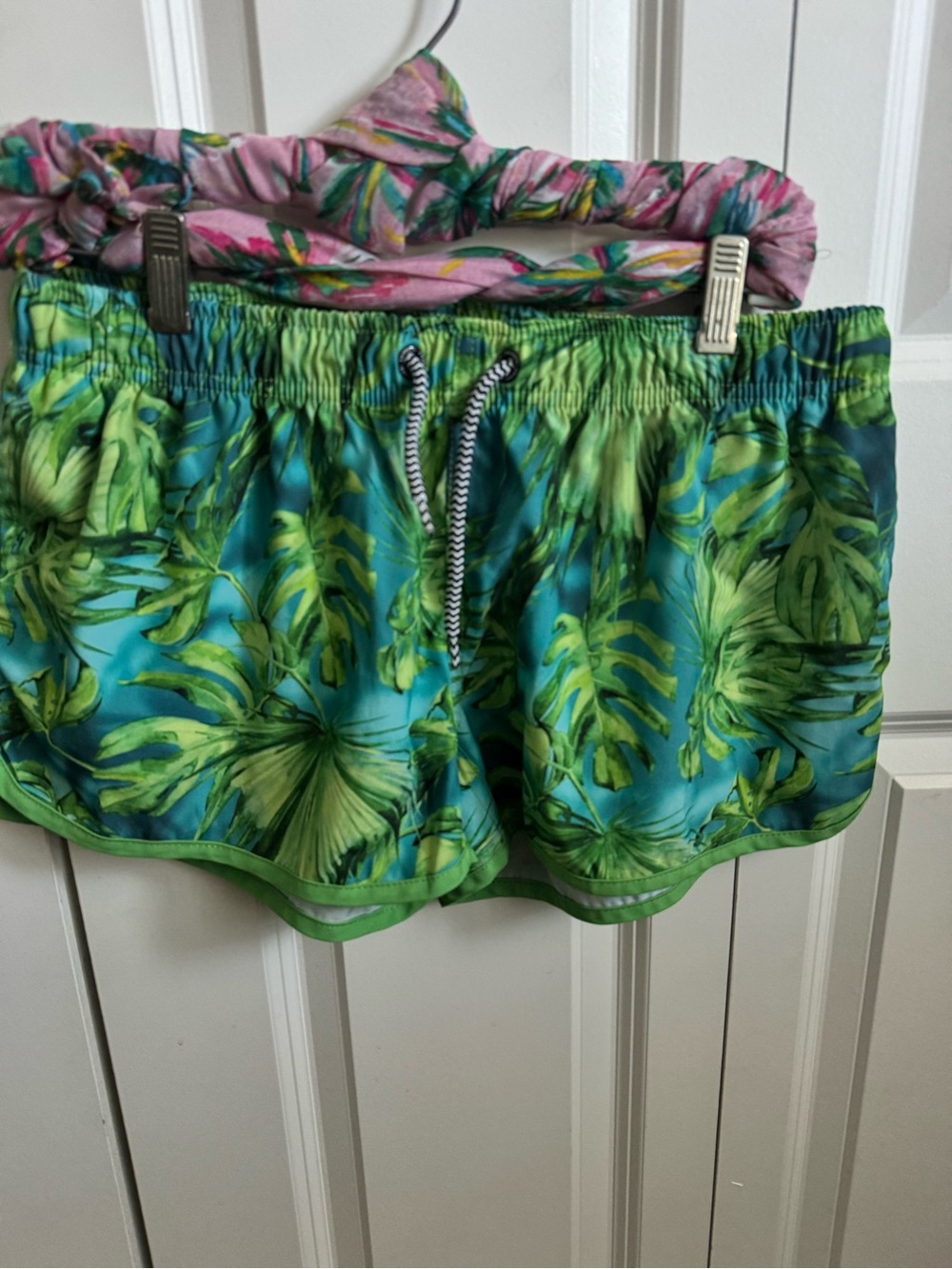 Tropical Leaf Athletic Shorts - Green/Teal